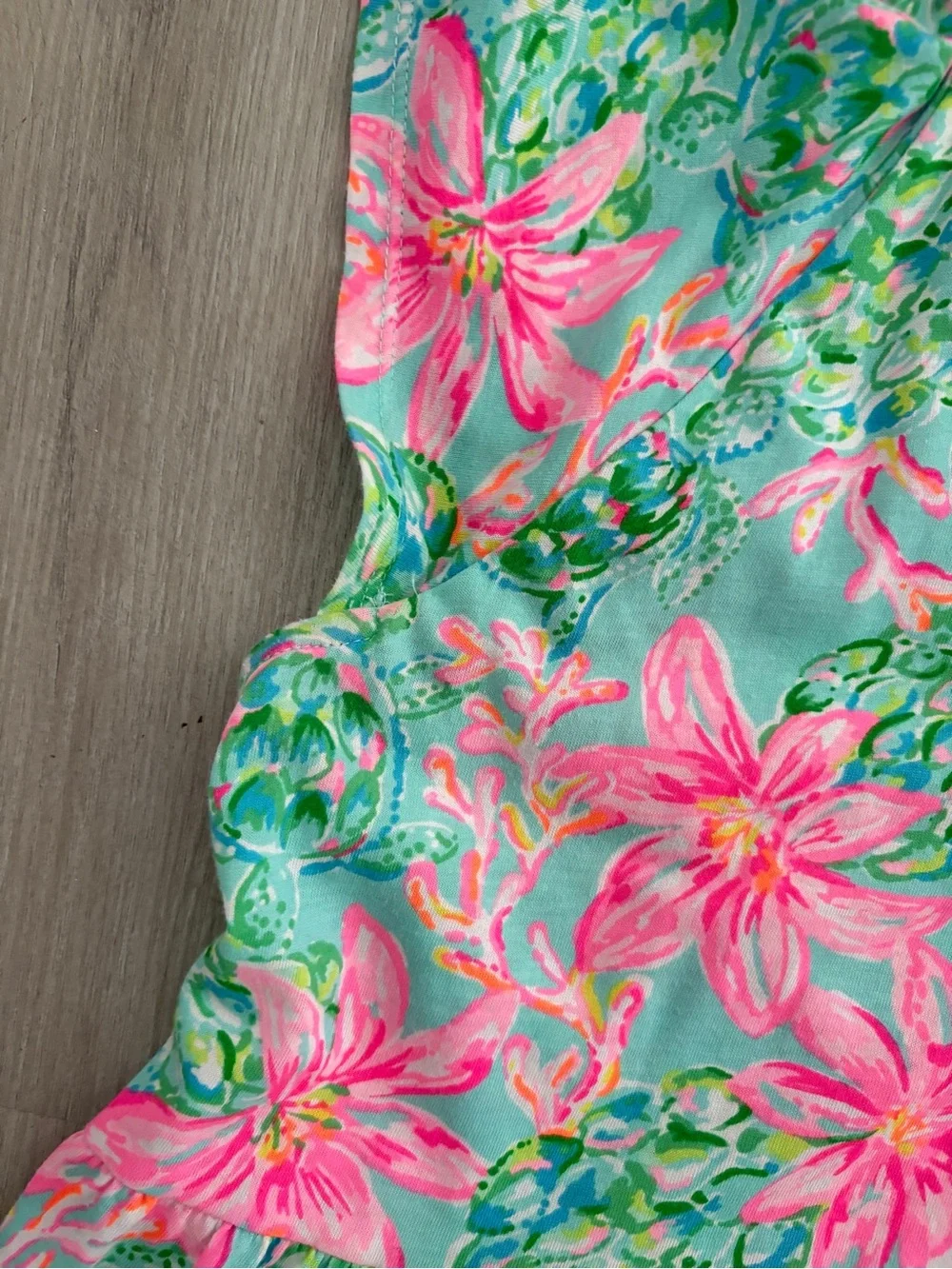 Lilly Pulitzer Kawai flutter sleeve - Picture 3 of 3